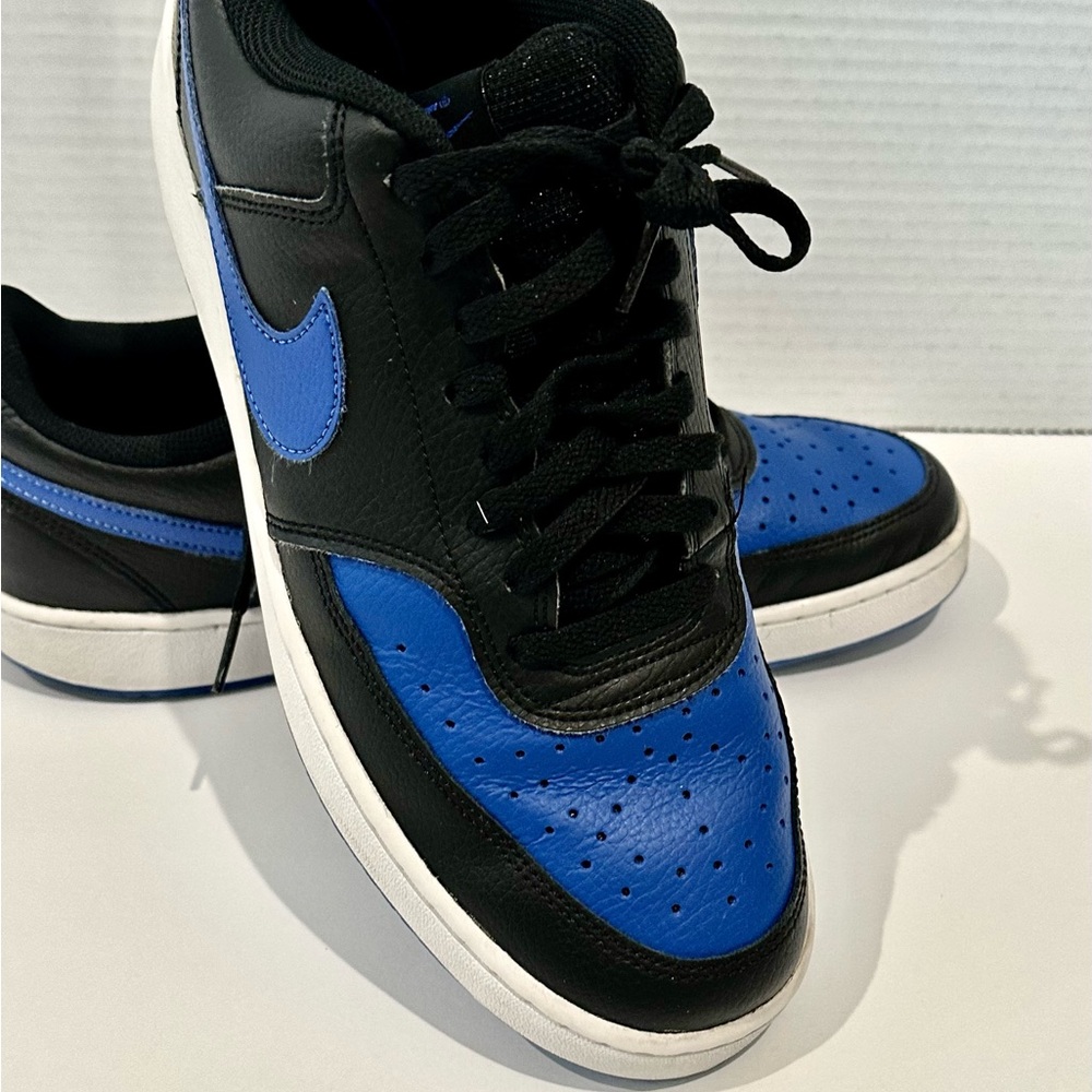 Men’s Nike court vision blue black white size 10.5